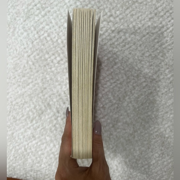 Love on the Brain by Ali Hazelwood - Picture 3 of 3